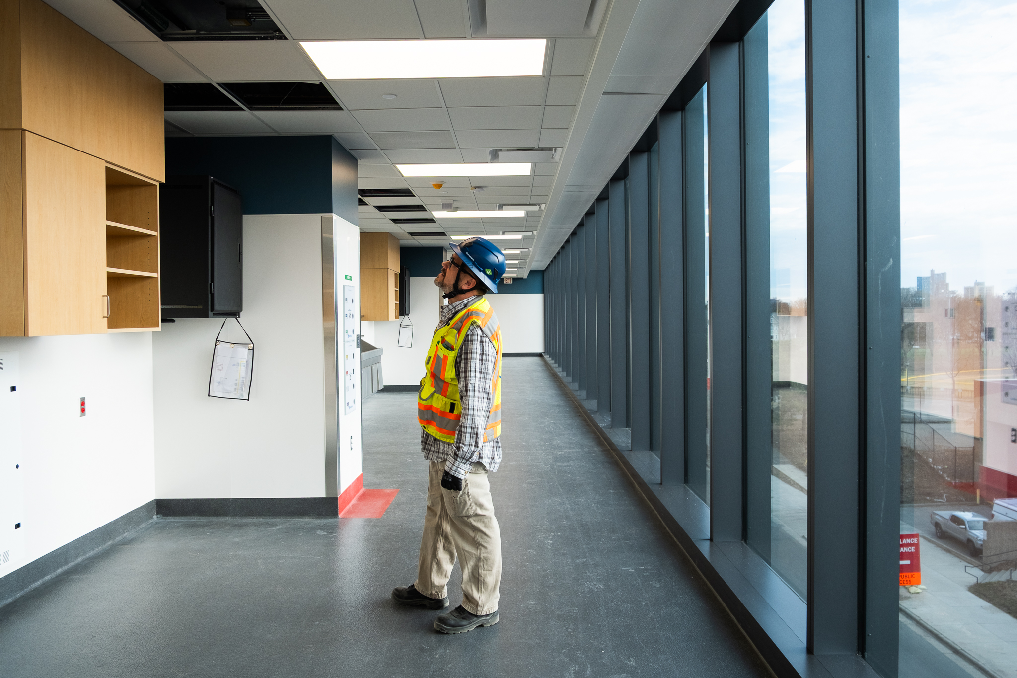 040226_ANW_RMSchulzeSurgery&CriticalCareCenter_21