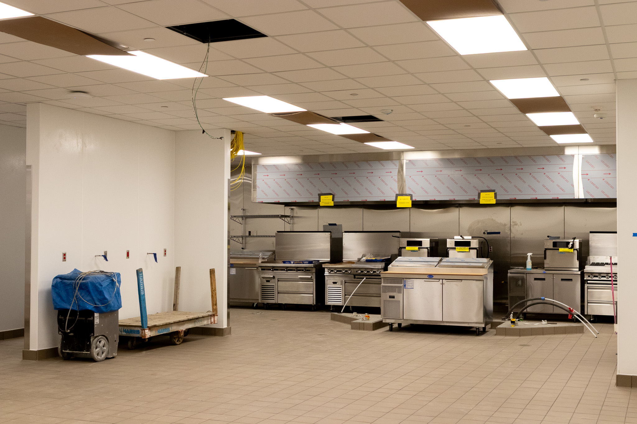 101325_ANW_RMSchulzeSurgery&CriticalCareCenter_2_Kitchen