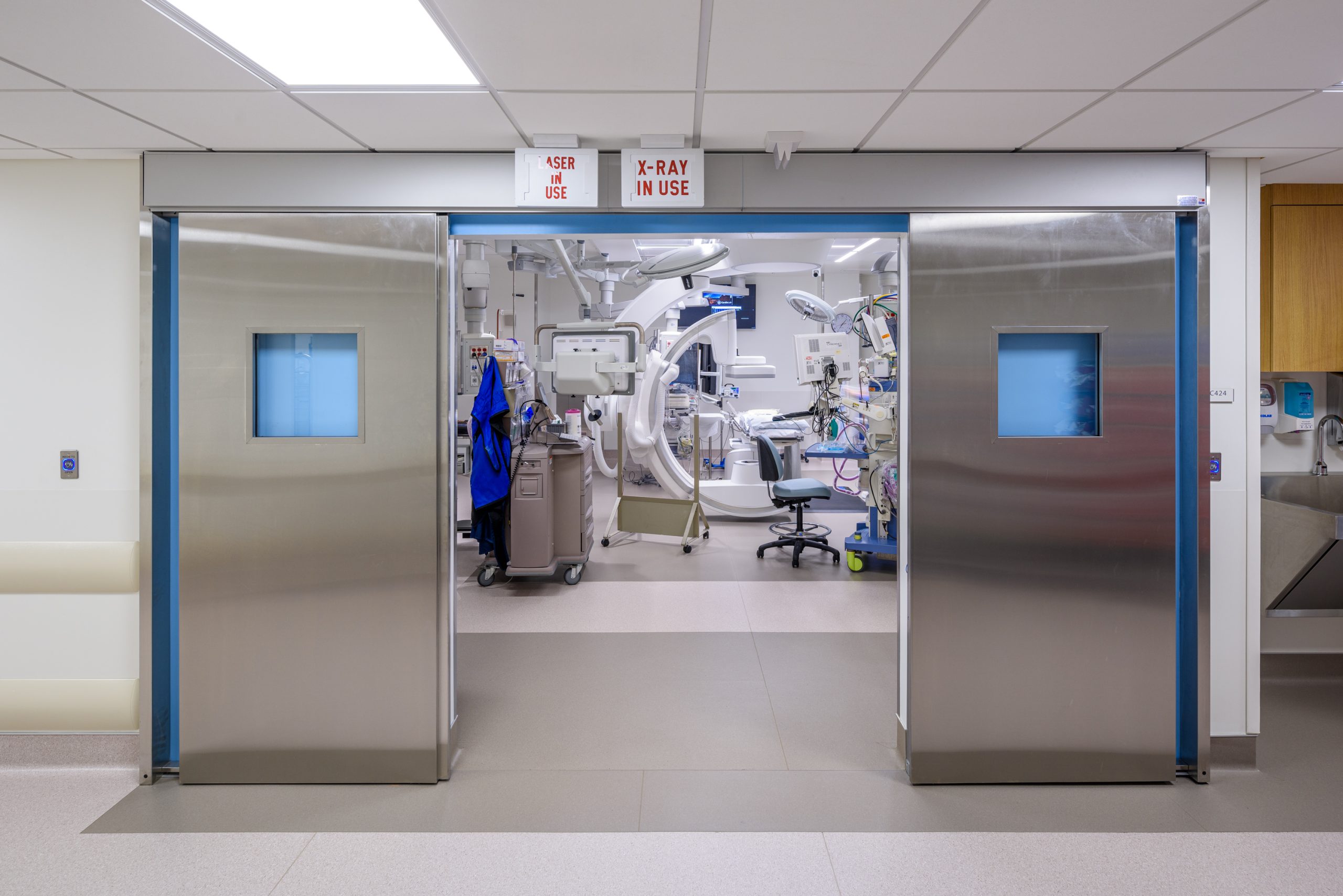 TCH-EP-Lab-11_Laser in Use_X-ray in use