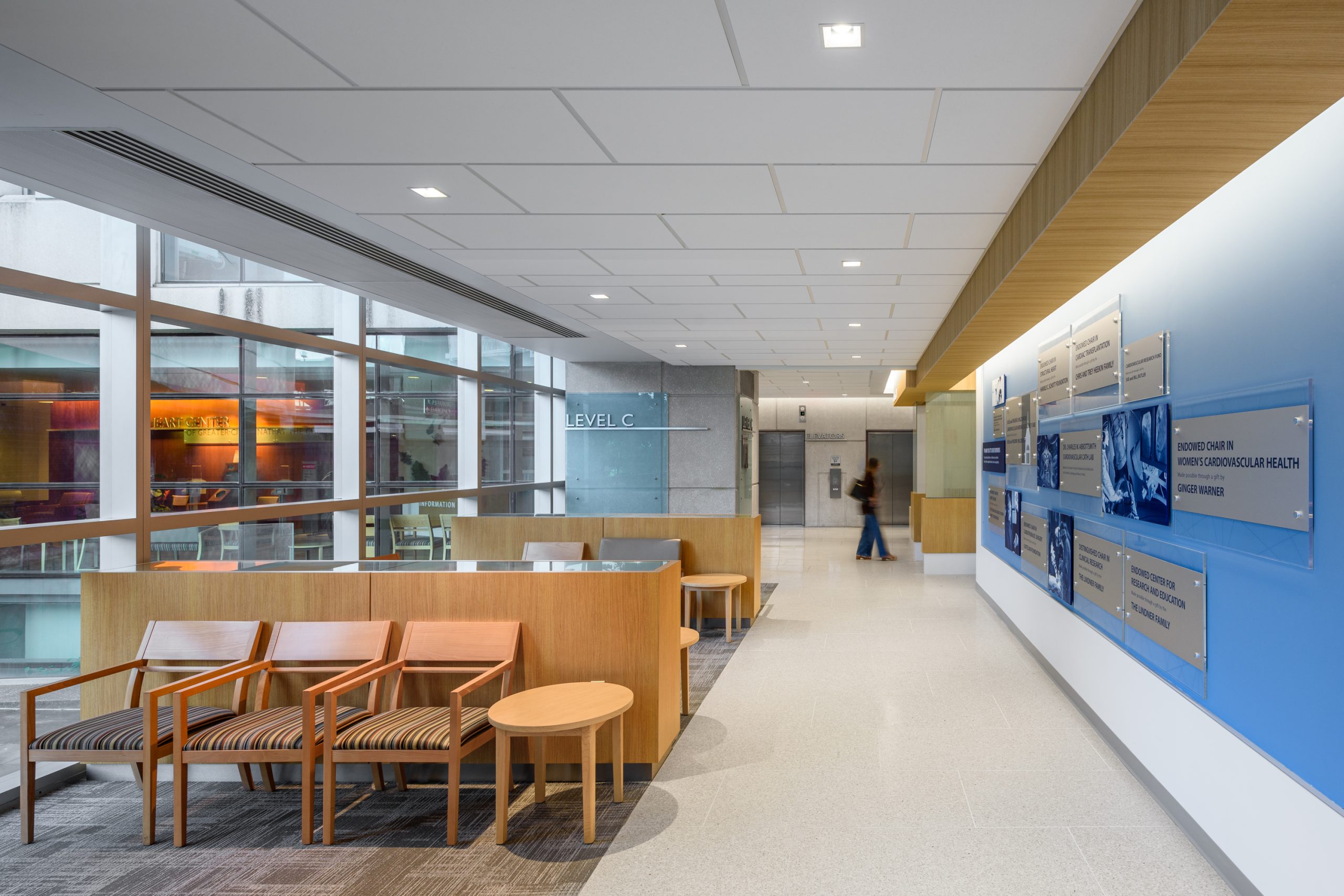TCH-EP-Lab-19_waiting area_LED lighting