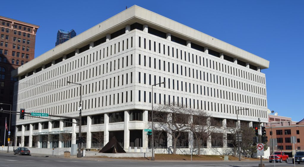 Warren_Burger_Feature